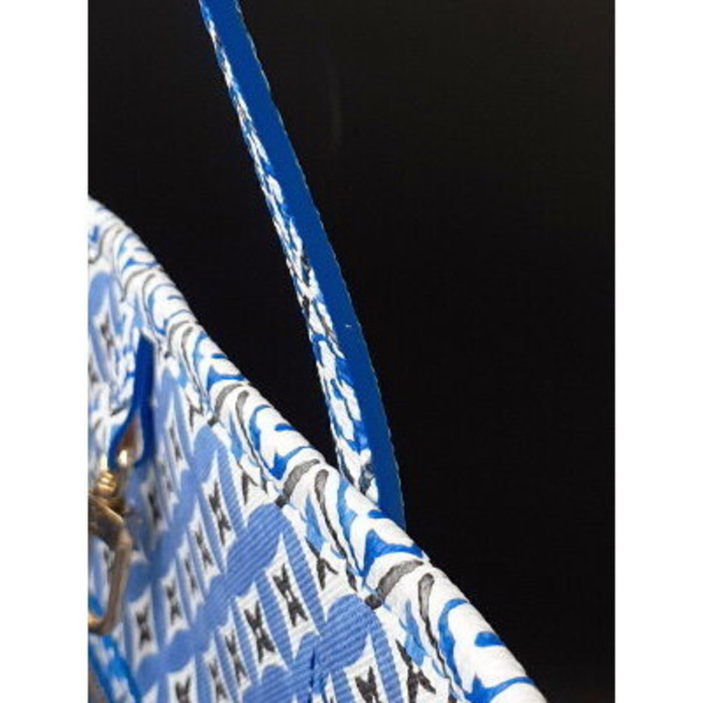 Louis Vuitton Monogram Giant Neverfull Tote Bag - Picture 8 of 8